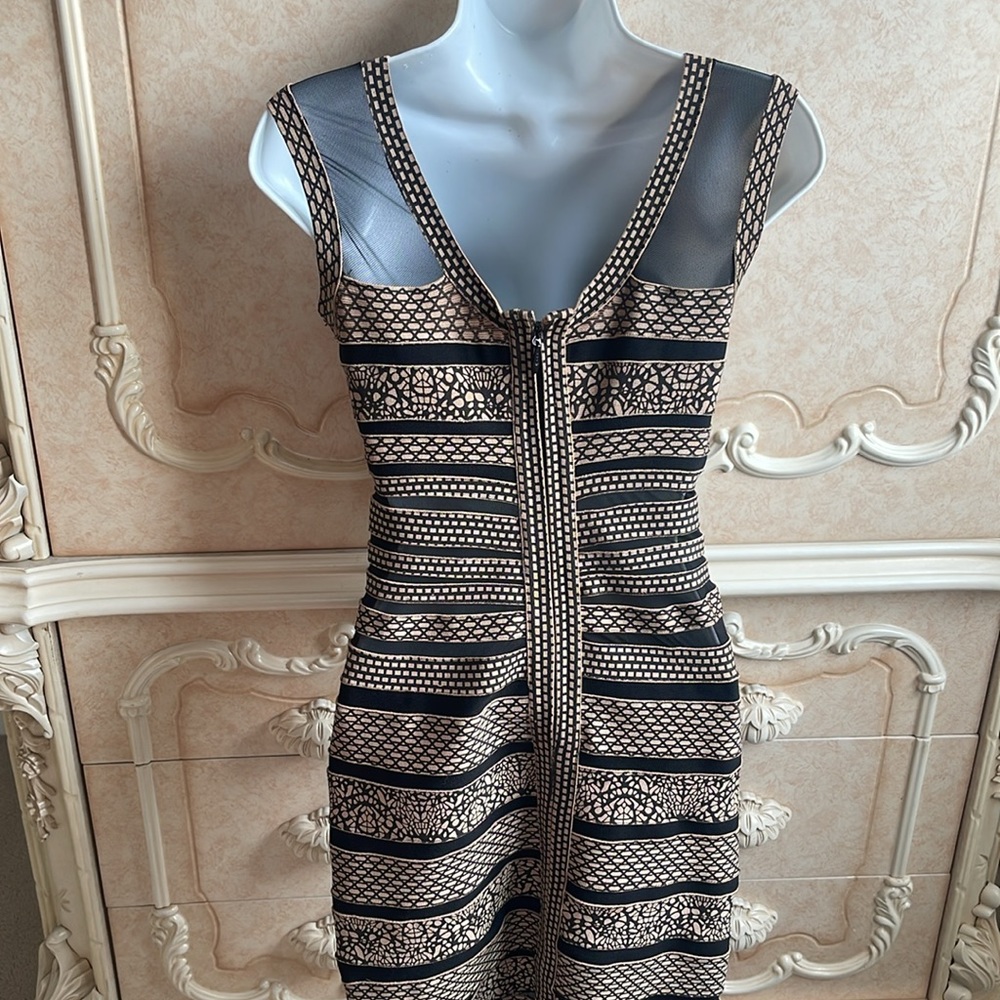 Dress 🤎🤍🩶 - Picture 6 of 8